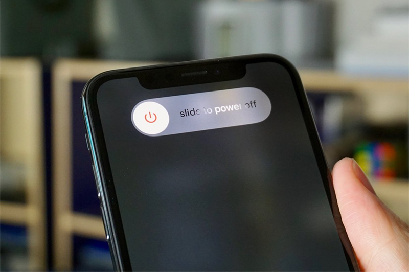 Tắt nguồn iPhone